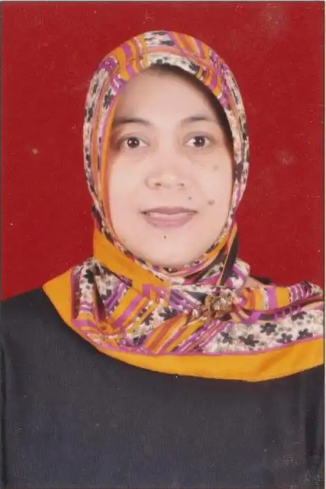 Foto dr. Een Hendarsih, Sp.PD-KHOM